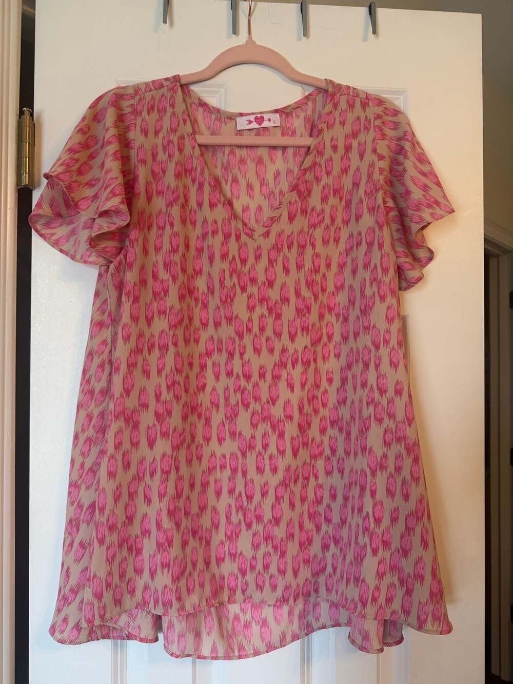 Buddy Love Avril V-Neck Ruffle Sleeve Blouse in Pink Lady Print